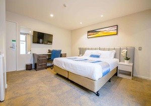 Best Western Alpine Hotel