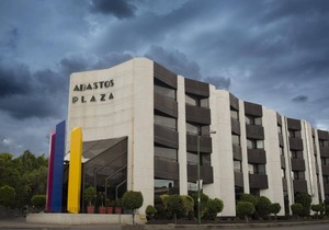 Hotel Abastos Plaza