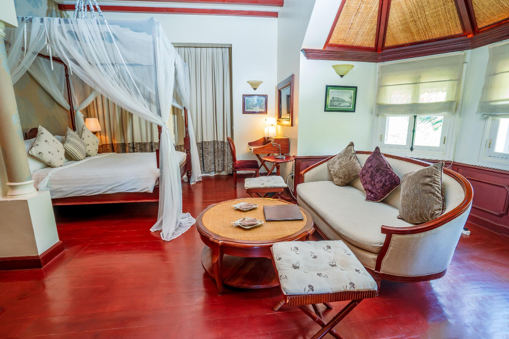 Traditional Suite