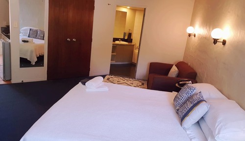 Executive Studio, 1 King Bed