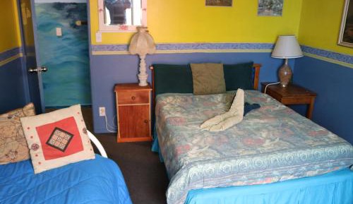 Deluxe Double Room (2 Adults + 1 Child)