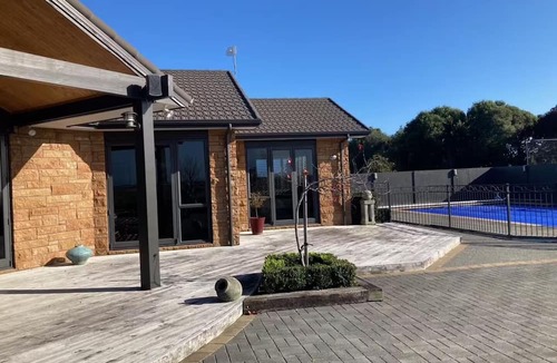 Bulls House | Kakariki Retreat